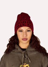 Load image into Gallery viewer, REPEAT LOGO BEANIE - RED/BLACK
